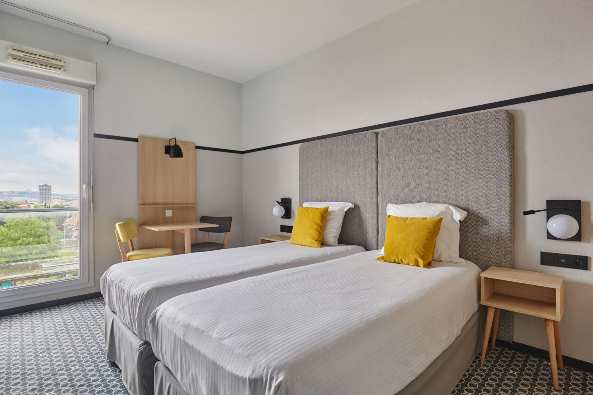 Appart'Hotel Odalys City - Bioparc Lyon Est Exterior photo