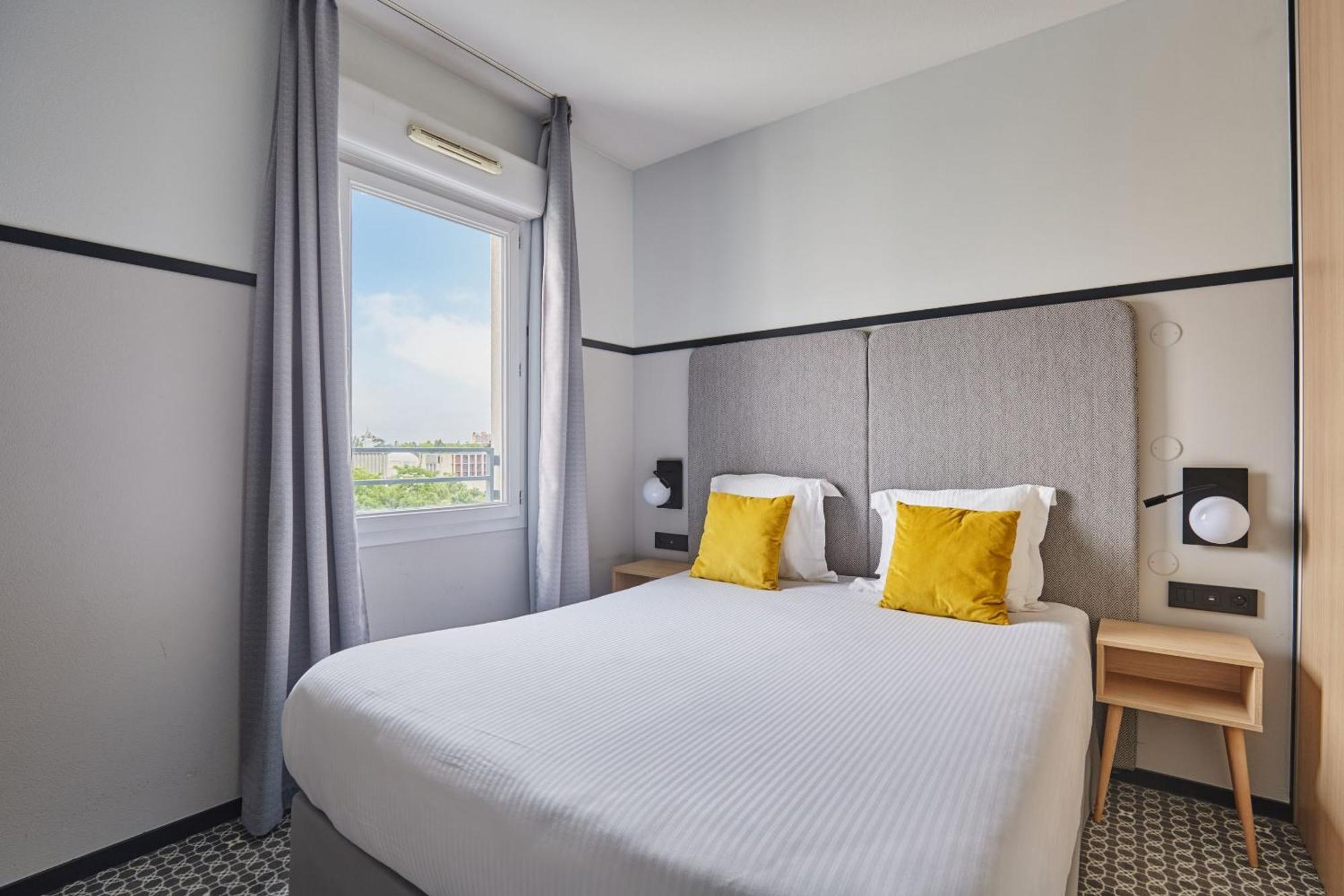 Appart'Hotel Odalys City - Bioparc Lyon Est Exterior photo