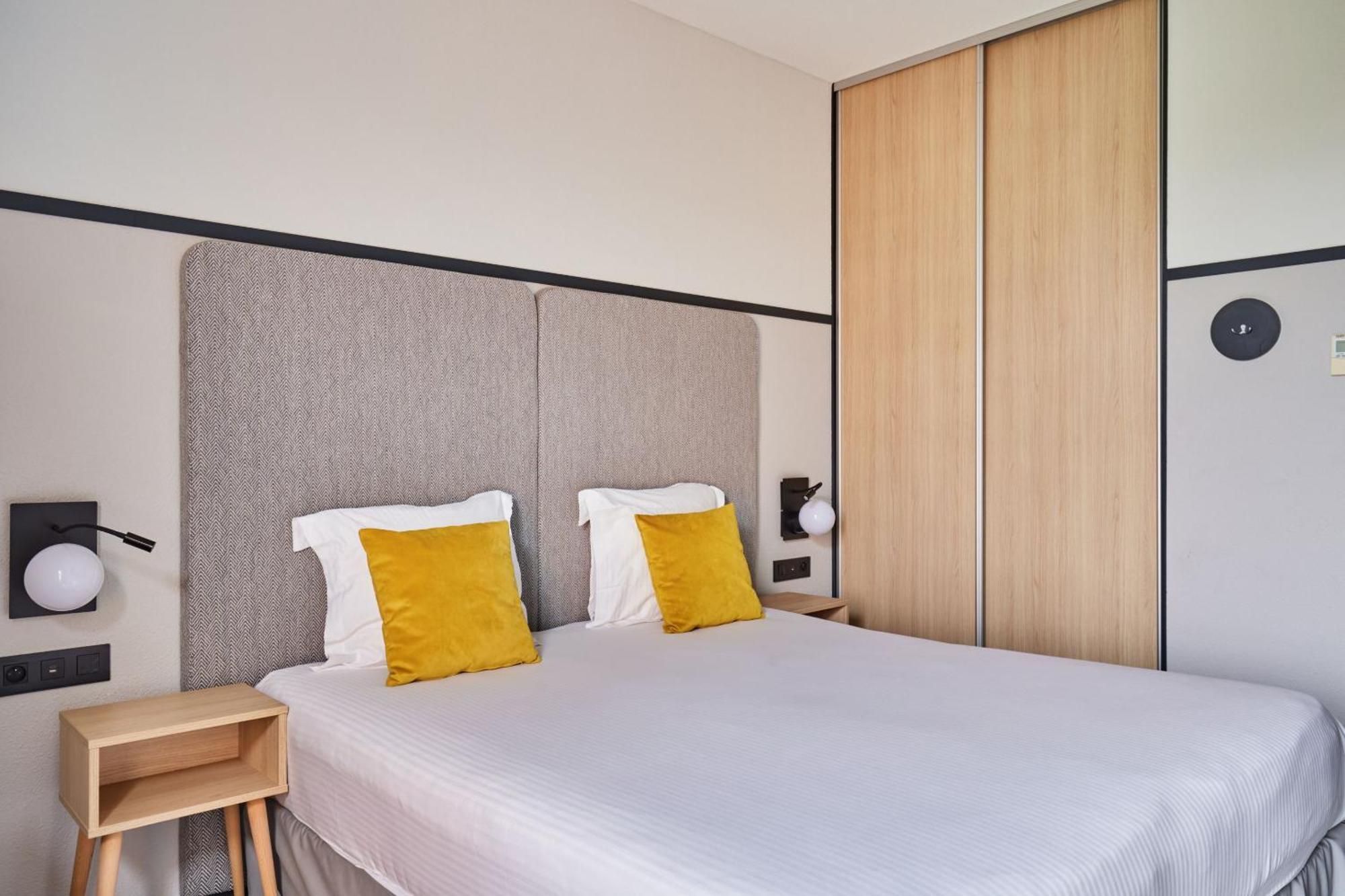 Appart'Hotel Odalys City - Bioparc Lyon Est Exterior photo