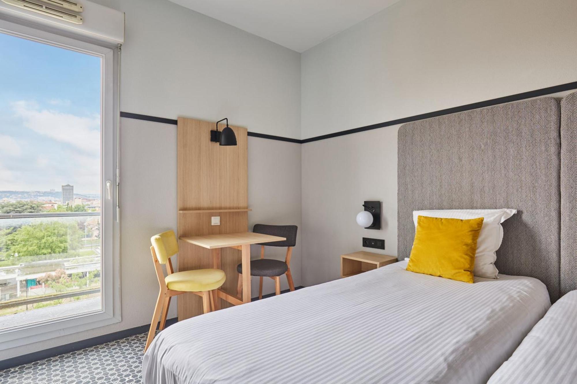 Appart'Hotel Odalys City - Bioparc Lyon Est Exterior photo