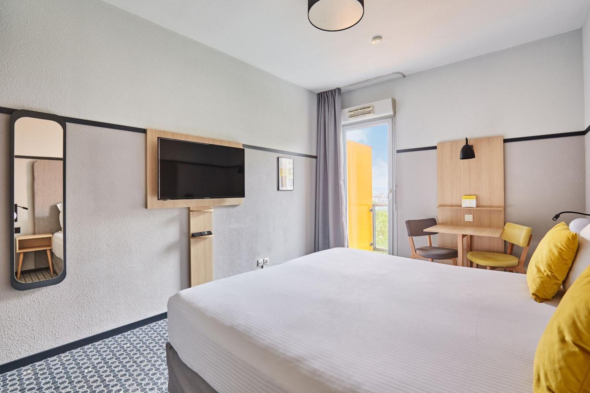 Appart'Hotel Odalys City - Bioparc Lyon Est Exterior photo