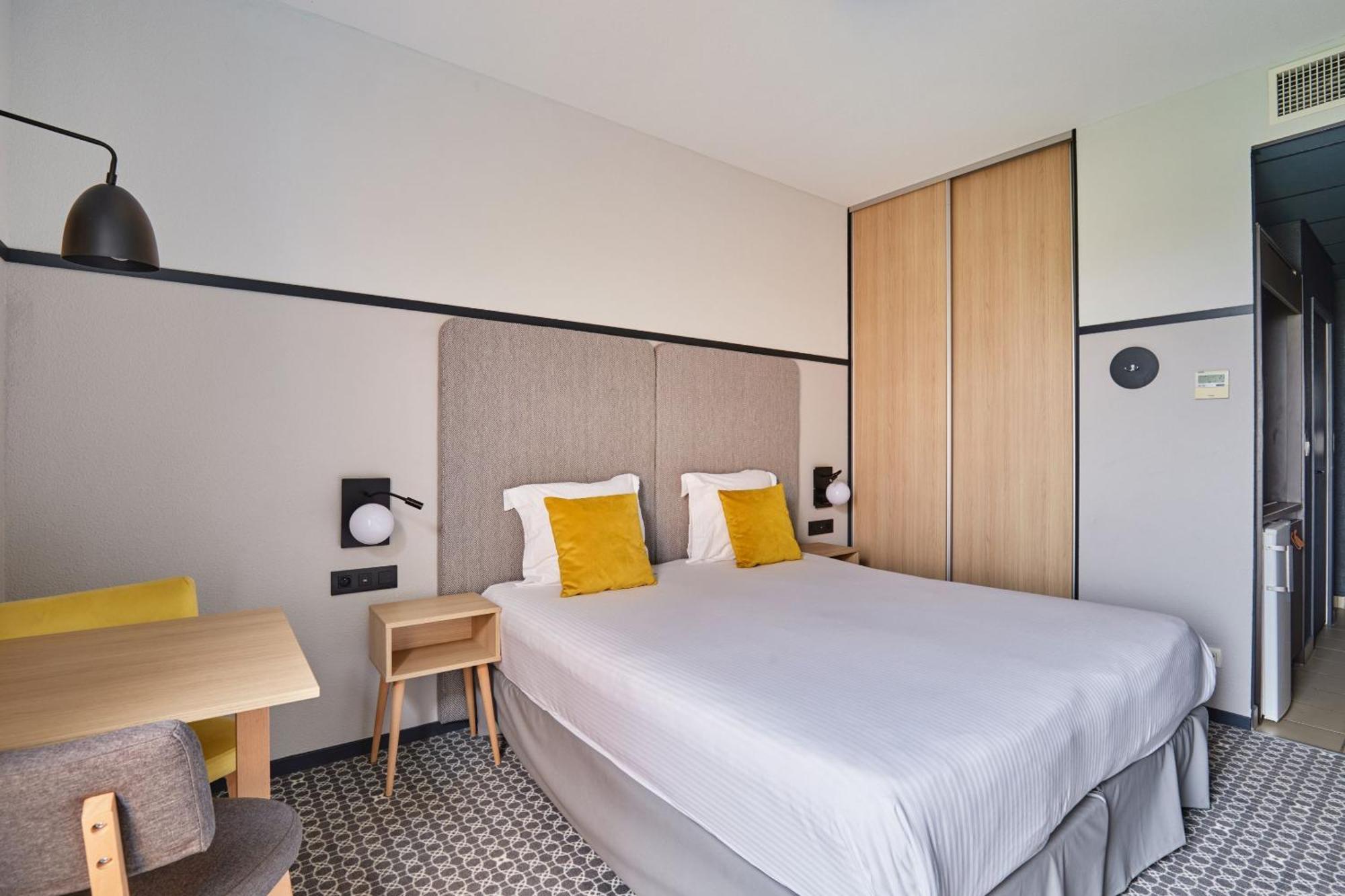 Appart'Hotel Odalys City - Bioparc Lyon Est Exterior photo